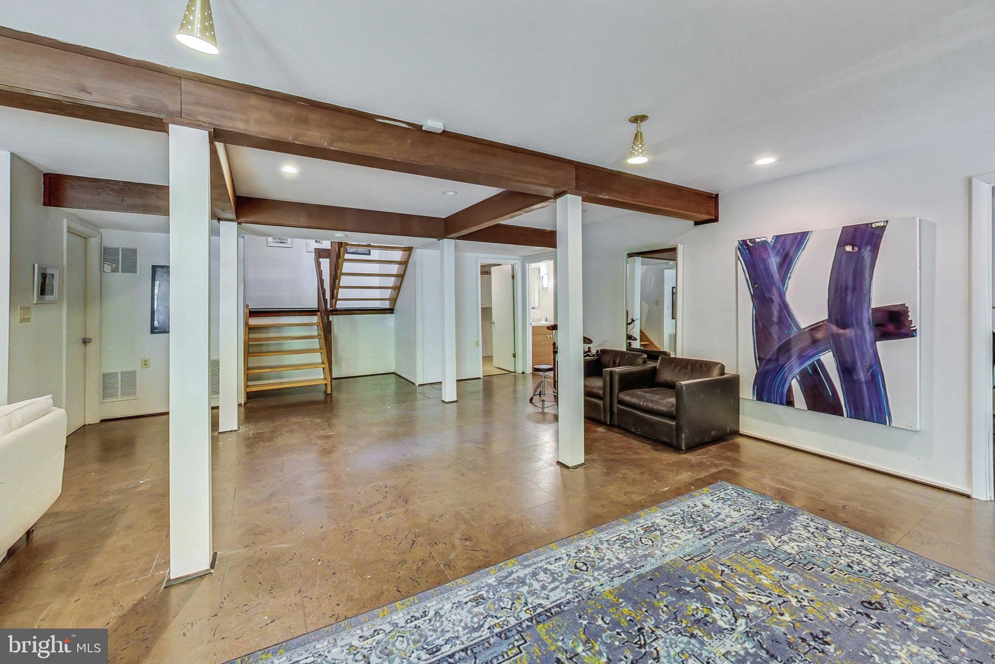 1205 Dale Drive Silver Spring, MD 20910 - Photo 31 of 46 Great flow and plenty of breathing room