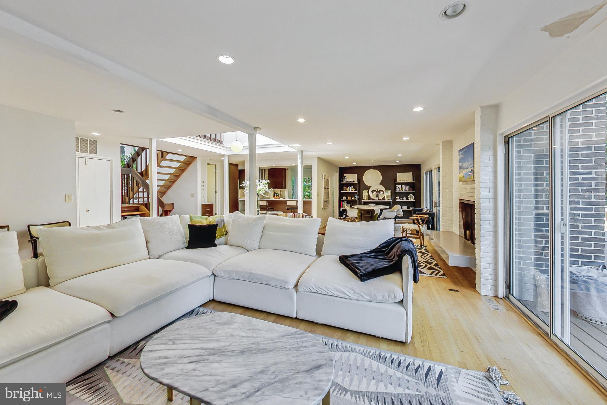 1205 Dale Drive Silver Spring, MD 20910 - Photo 4 of 46 Open flow throughout main level