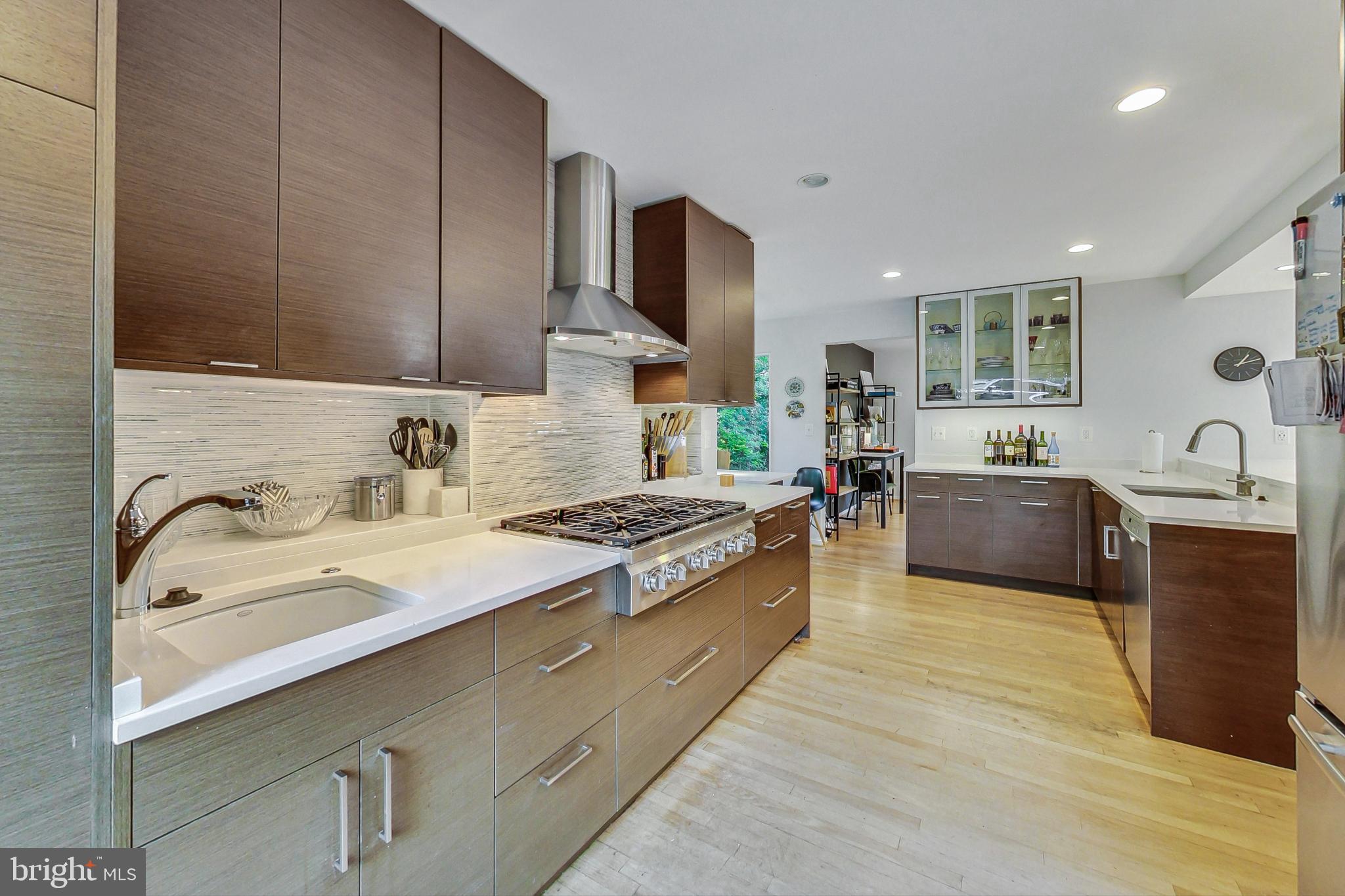 1205 Dale Drive Silver Spring, MD 20910 - Photo 10 of 46 2nd sink: the luxury you didn't know you wanted!