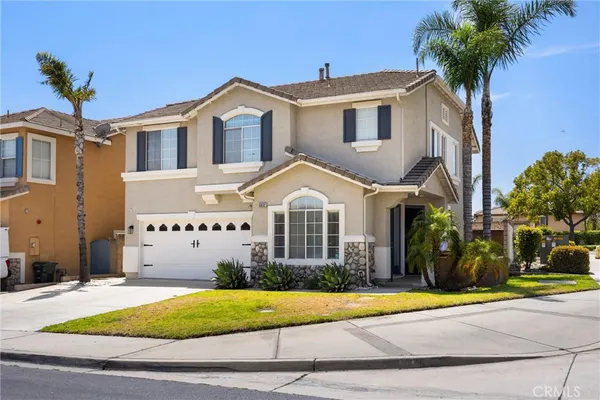 $689,000 | 5832 Pine Valley Drive, Fontana, CA 92336