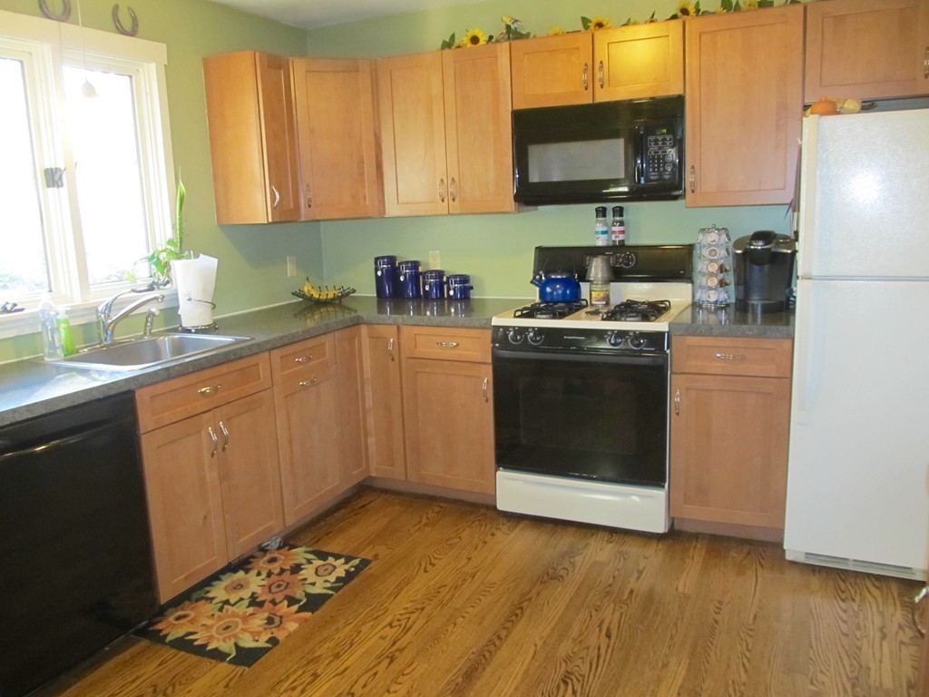 340 Main Road Westhampton, MA 01027 - Photo 3 of 29