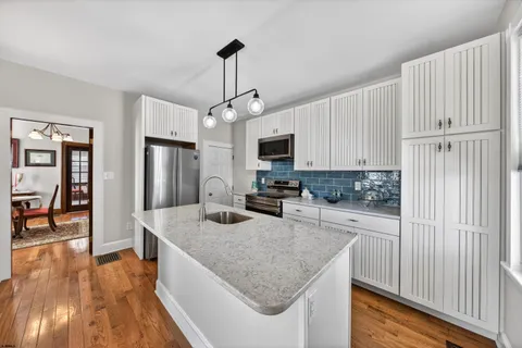 $799,900 | 820-822 Shore Road, Somers Point, NJ 08244