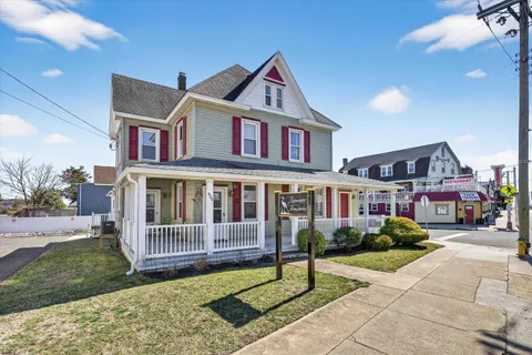 $799,900 | 820-822 Shore Road, Somers Point, NJ 08244
