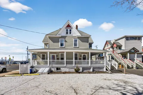$799,900 | 820-822 Shore Road, Somers Point, NJ 08244