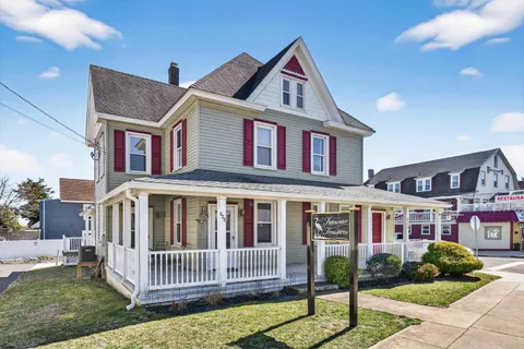 $799,900 | 820-822 Shore Road, Somers Point, NJ 08244