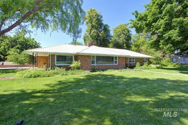 $475,000 | 520 East Logan Street, Caldwell, ID 83605