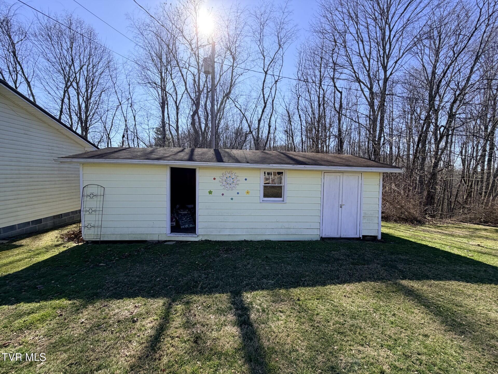 10132 Coeburn Mountain Road Wise, VA 24293 - Photo 10 of 24 Building 2