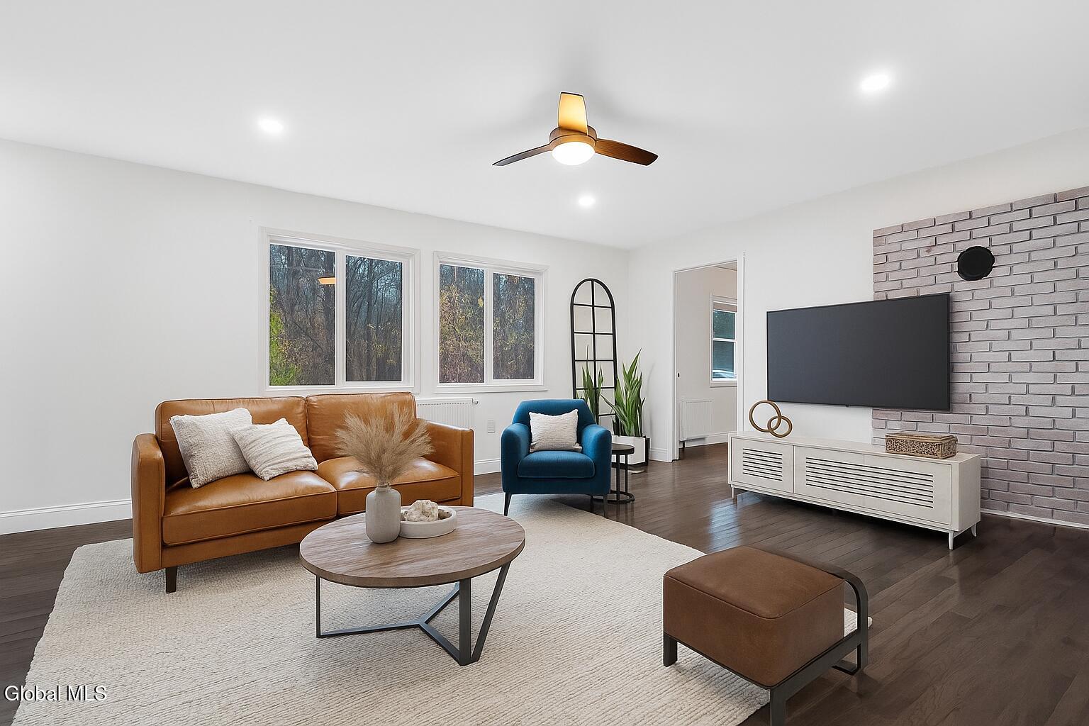 547 Middle Grove Road Greenfield, NY 12850 - Photo 4 of 40 547 Middle - LR