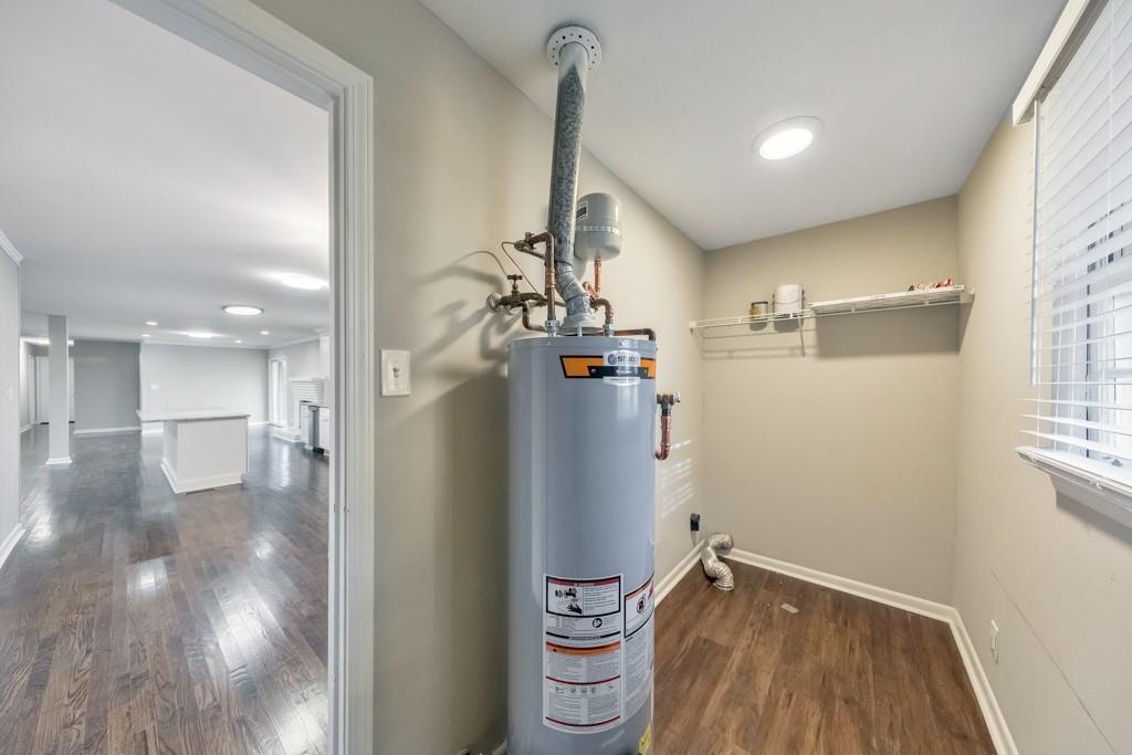 909 Rosedale Drive Marietta, GA 30066 - Photo 15 of 35