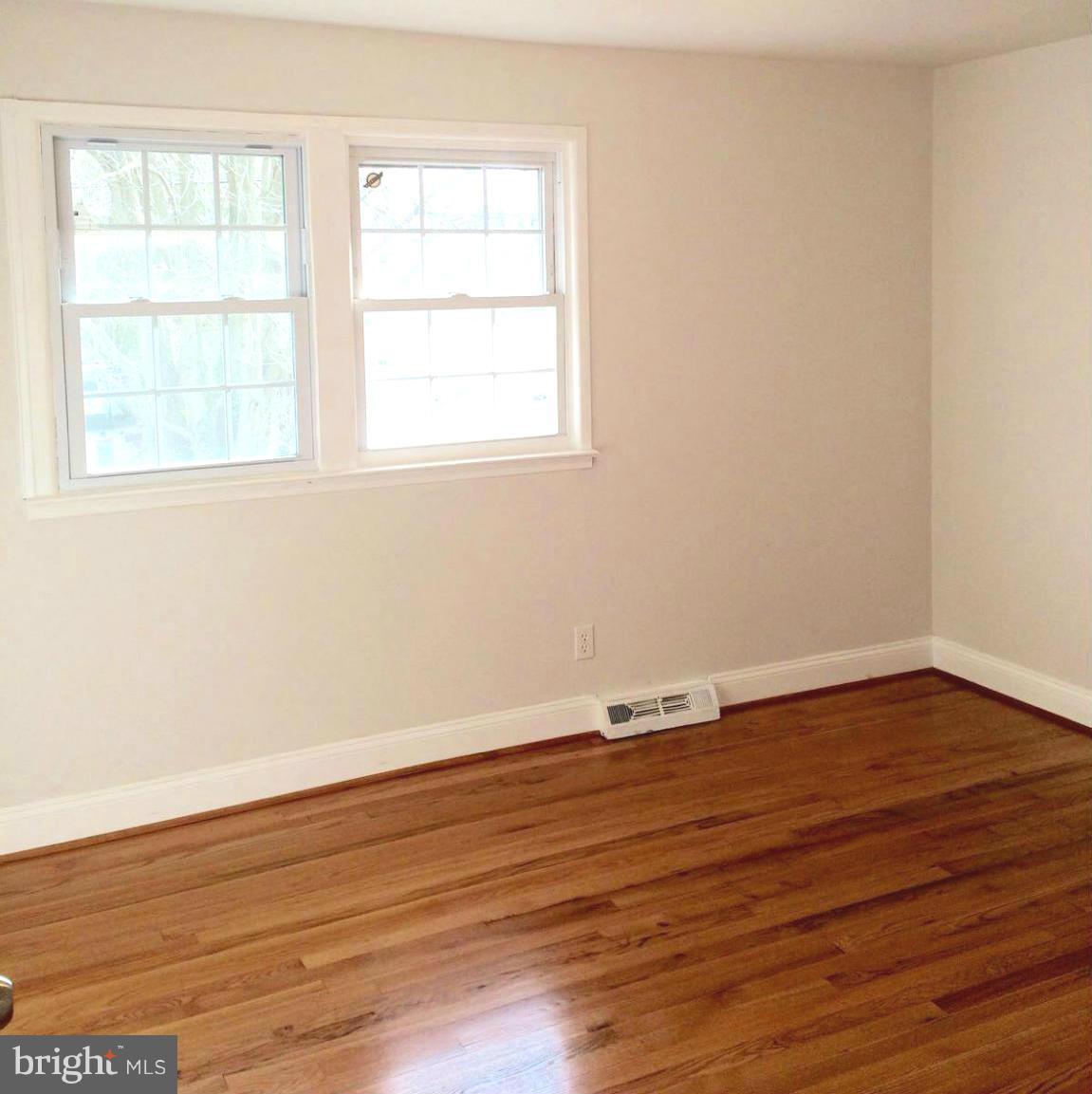 1708 Tioga Road Fort Washington, MD 20744 - Photo 17 of 24 Bedroom