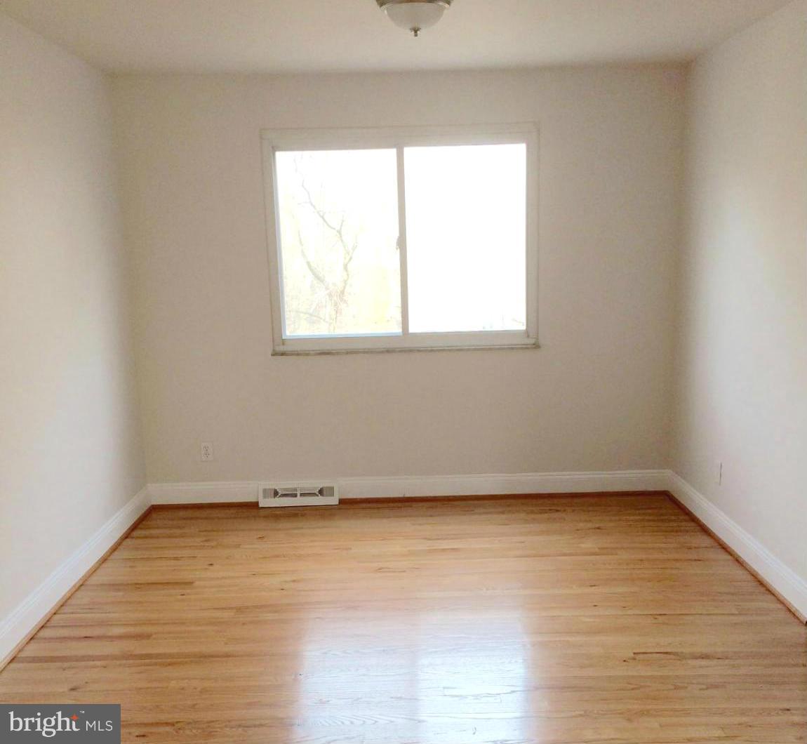 1708 Tioga Road Fort Washington, MD 20744 - Photo 5 of 24 Bedroom
