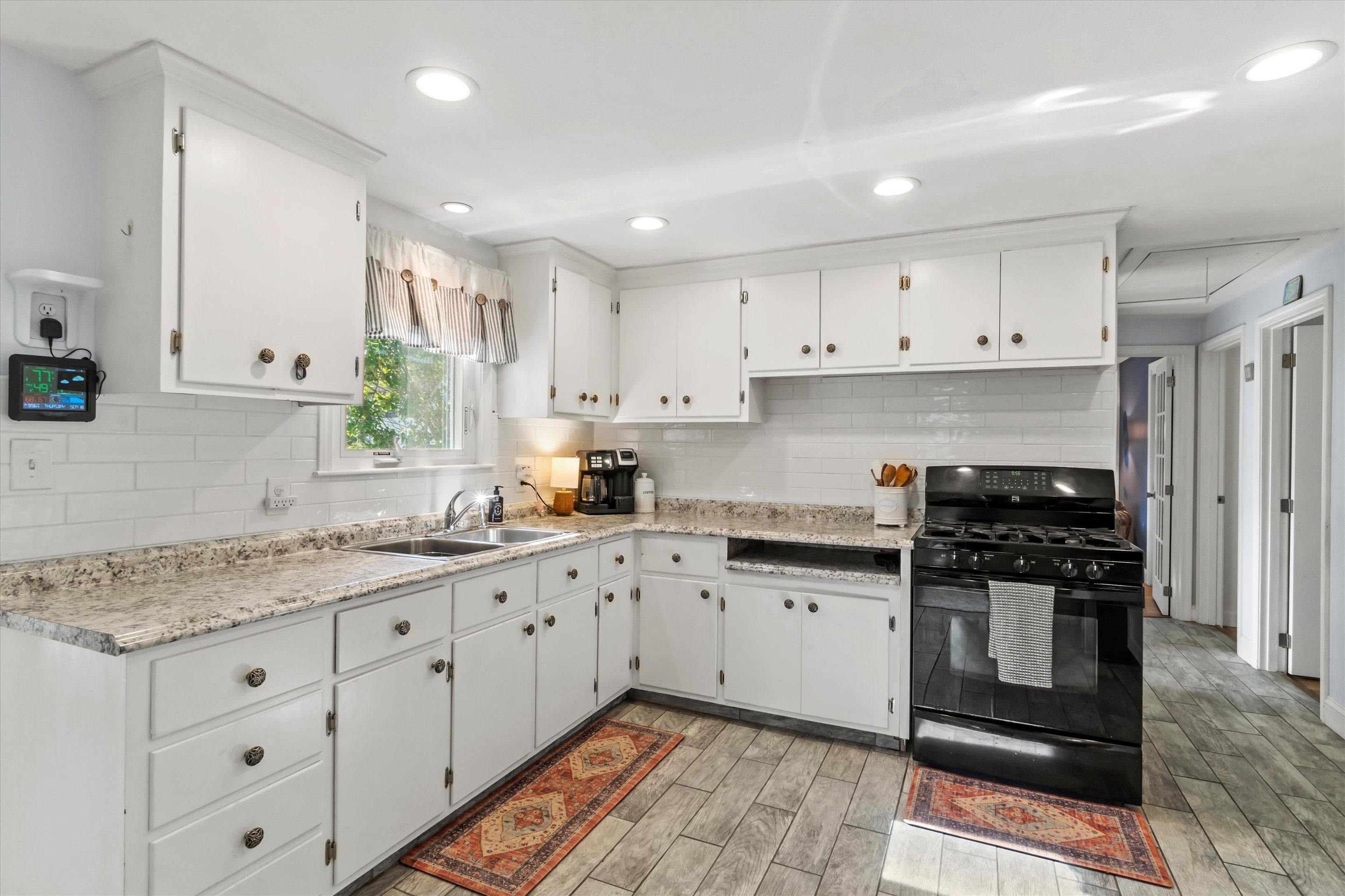 11 Marsh Avenue Salem, NH 03079 - Photo 11 of 49