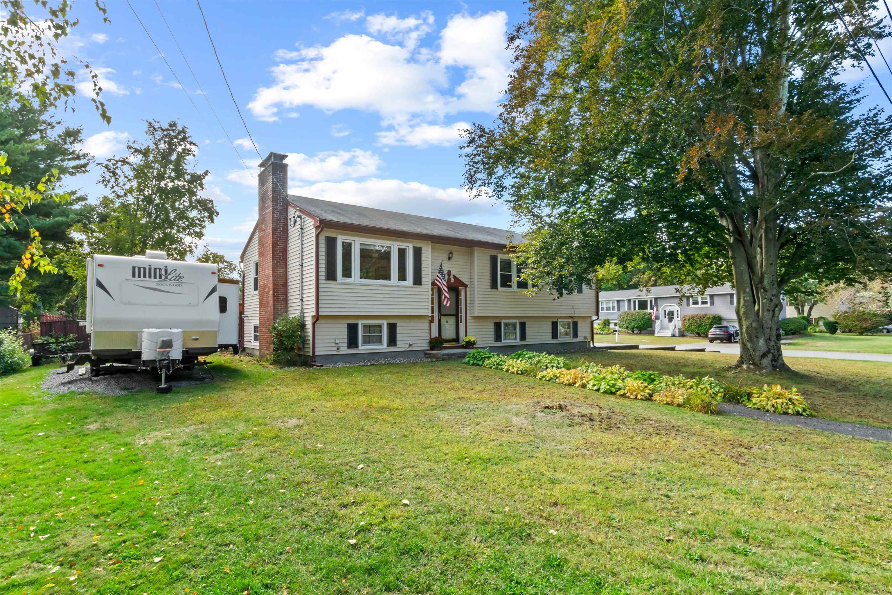 11 Marsh Avenue Salem, NH 03079 - Photo 2 of 49