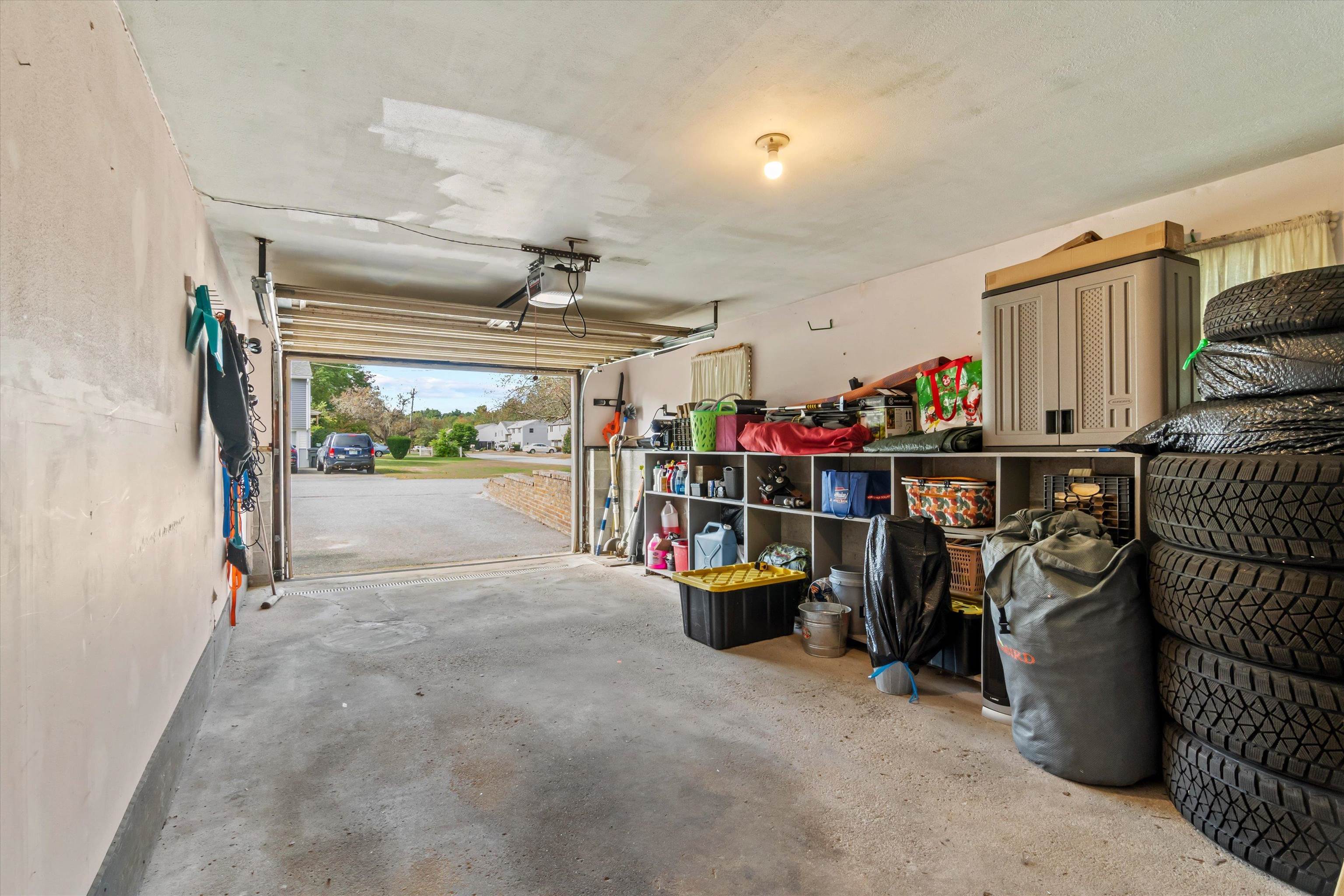 11 Marsh Avenue Salem, NH 03079 - Photo 33 of 49