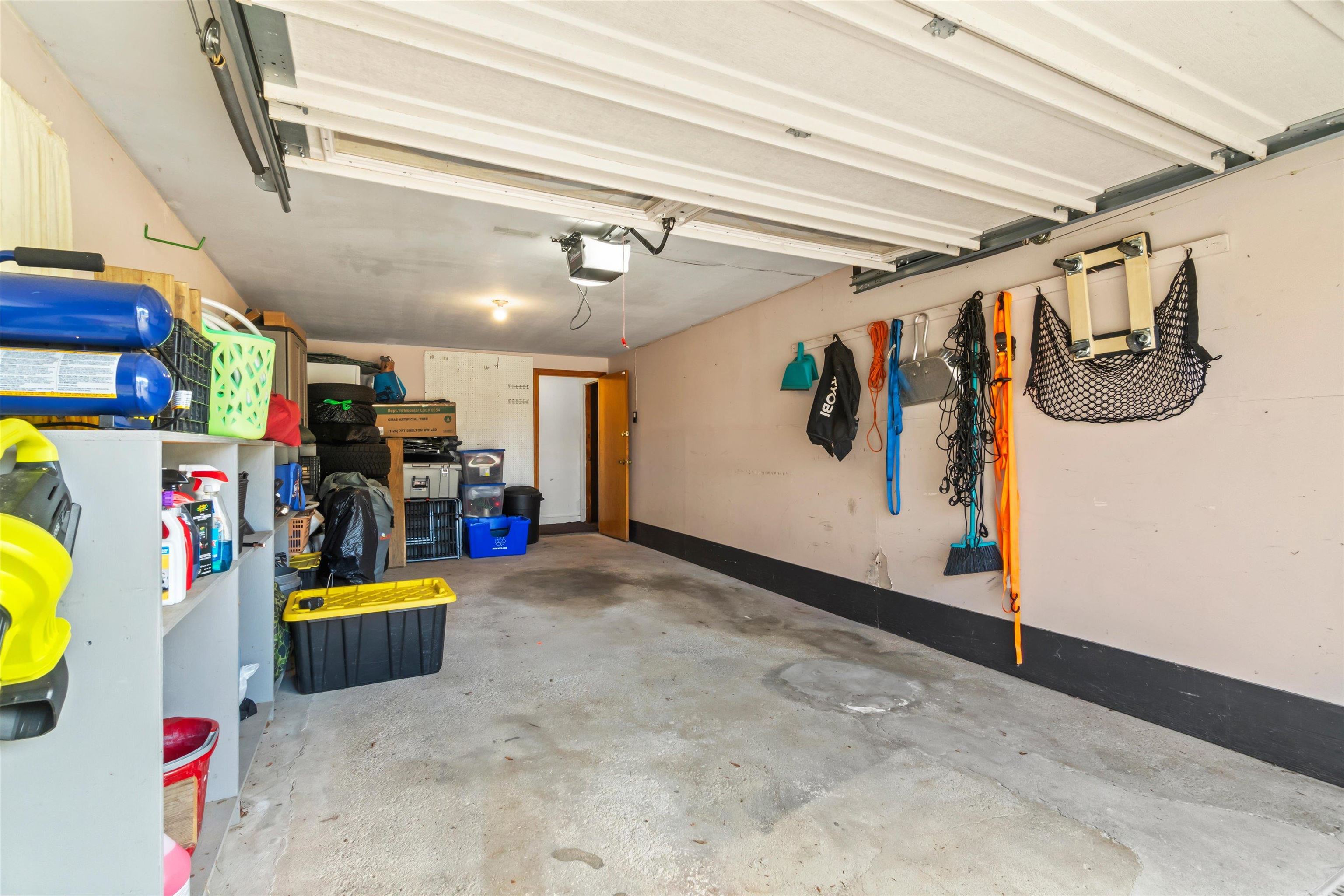 11 Marsh Avenue Salem, NH 03079 - Photo 34 of 49