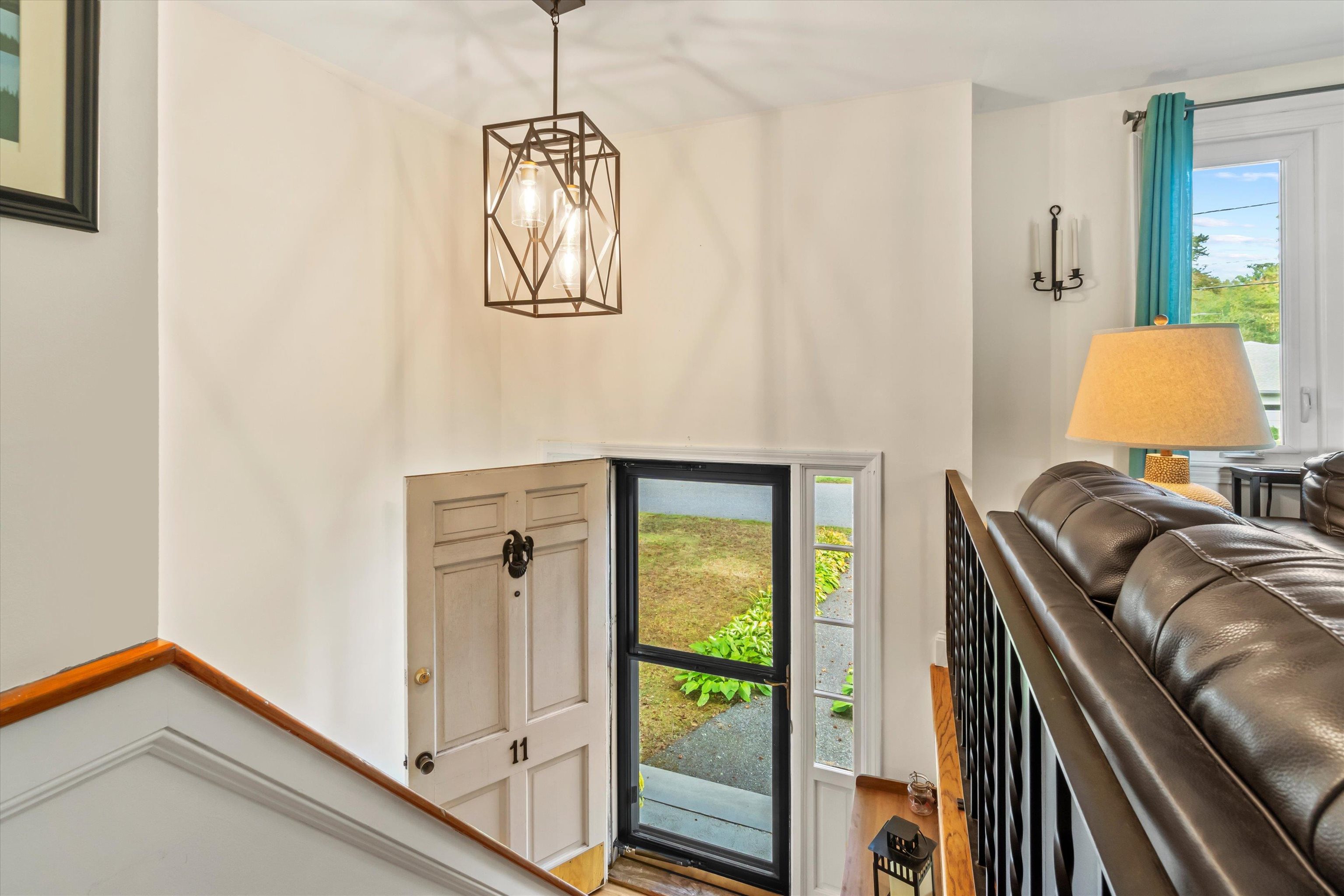 11 Marsh Avenue Salem, NH 03079 - Photo 4 of 49