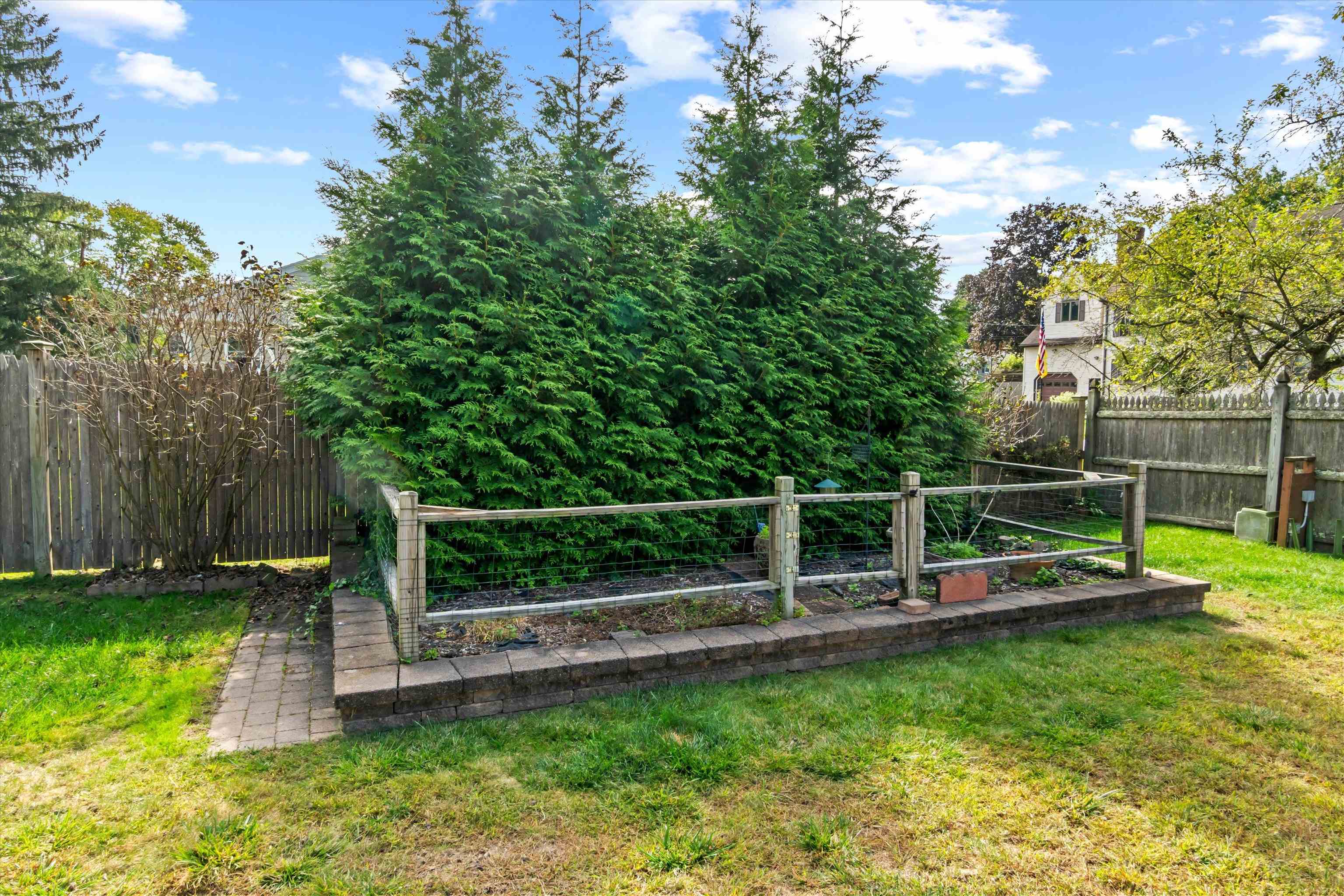 11 Marsh Avenue Salem, NH 03079 - Photo 43 of 49