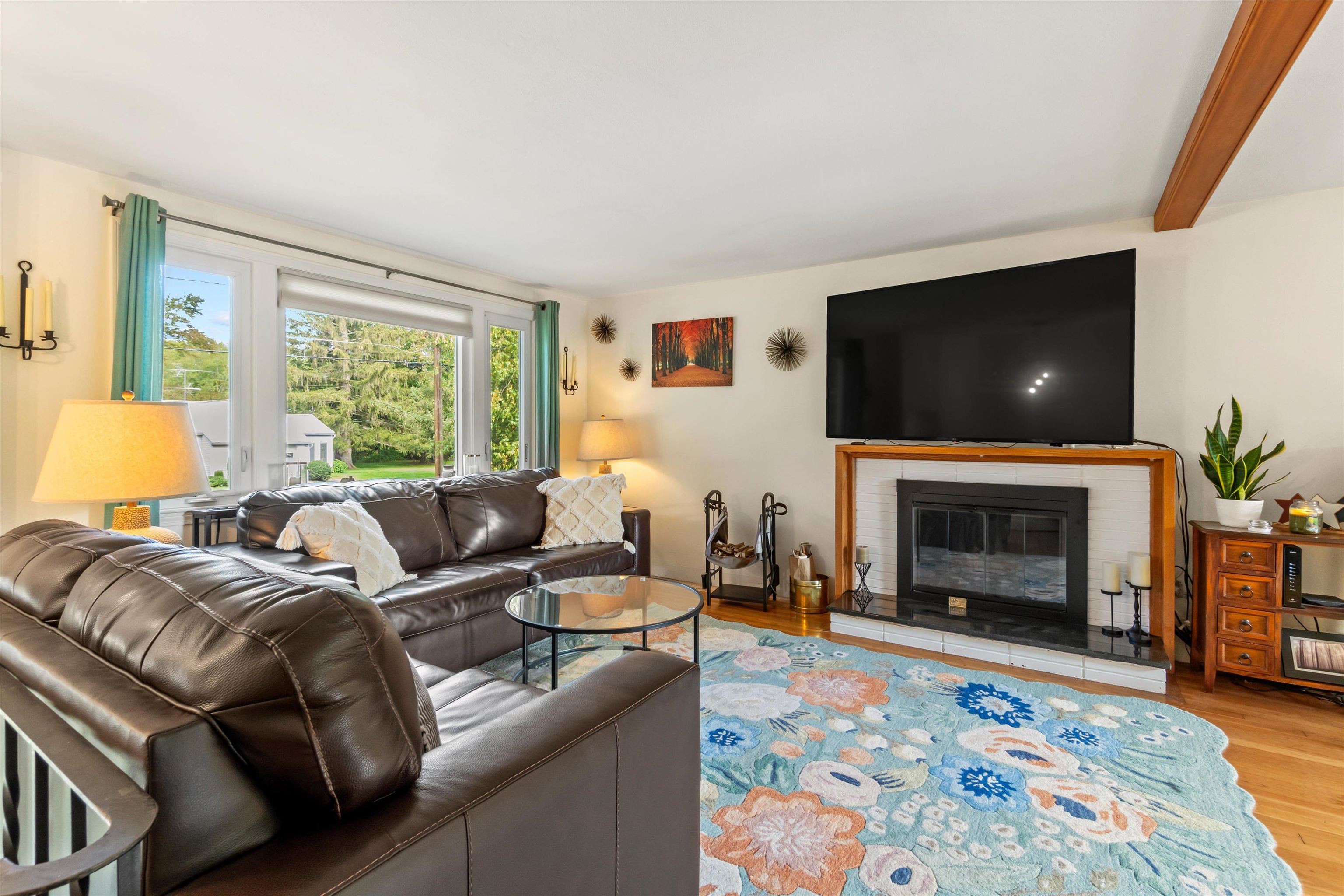 11 Marsh Avenue Salem, NH 03079 - Photo 5 of 49