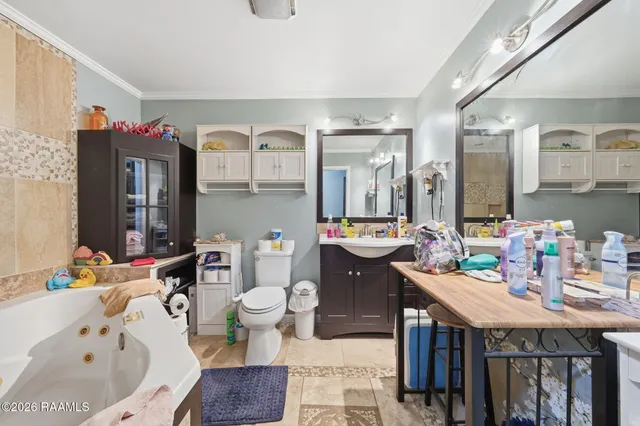 $230,000 | 107 Habetz Loop, Rayne, LA 70578