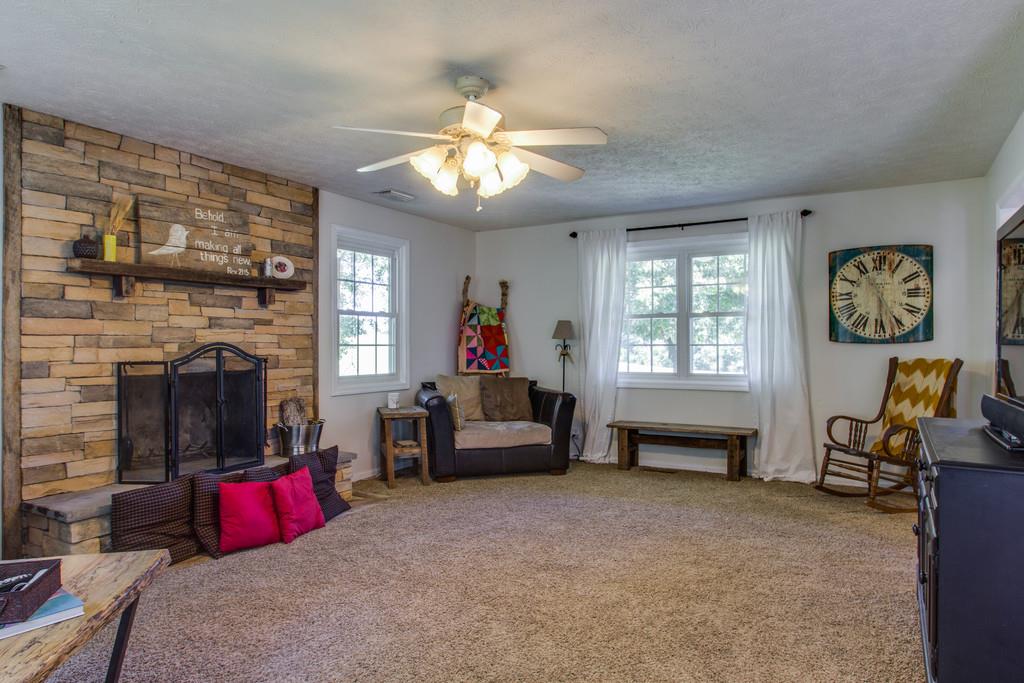 933 Thompson Road Pegram, TN 37143 - Photo 4 of 23 Gallery Image 4