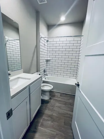 $2,500 | 14238 Wonder Lake Lane, Conroe, TX 77384