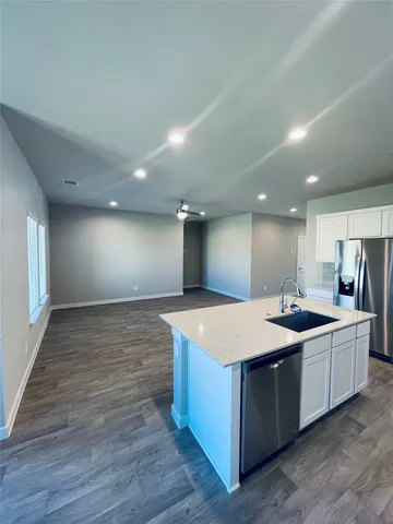 $2,500 | 14238 Wonder Lake Lane, Conroe, TX 77384