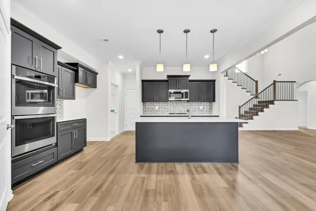 $464,900 | 973 Isaac Drive, Clarksville, TN 37040