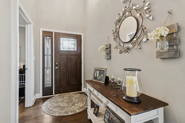 $390,000 | 539 Sudbury Circle, Oswego, IL 60543