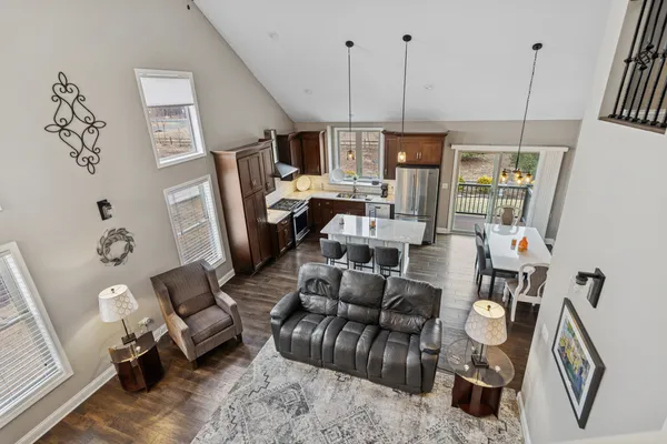 $390,000 | 539 Sudbury Circle, Oswego, IL 60543