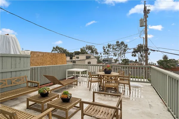 $2,650 | 525 Catalina Street, Unit F, Laguna Beach, CA 92651