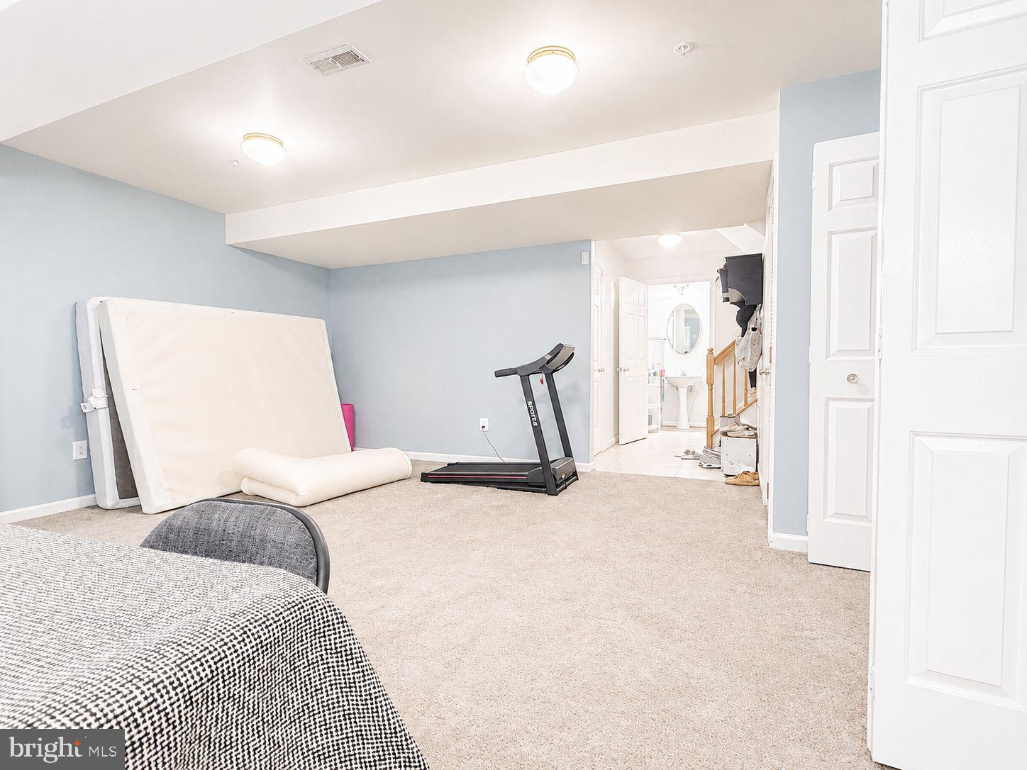 10417 Heathside Way Potomac, MD 20854 - Photo 24 of 29