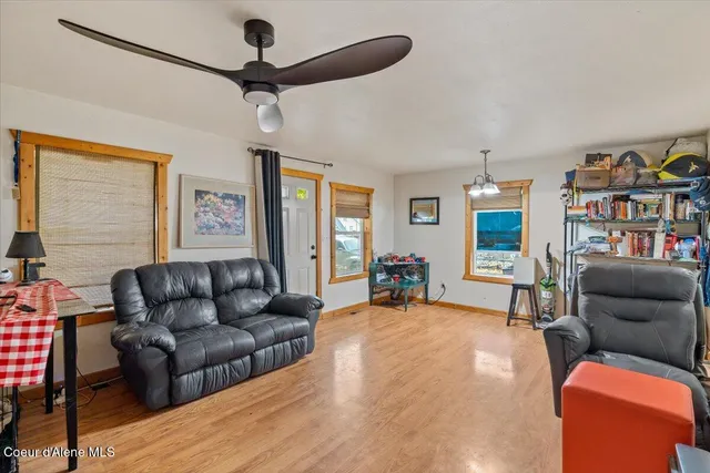 $230,000 | 1122 East Garden Avenue, Osburn, ID 83849