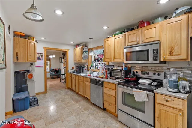 $230,000 | 1122 East Garden Avenue, Osburn, ID 83849