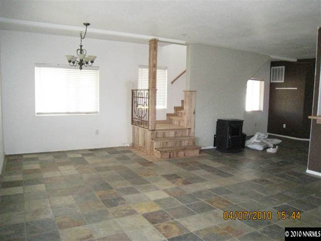 960 Matterhorn Boulevard Reno, NV 89506 - Photo 4 of 8 Photo 4