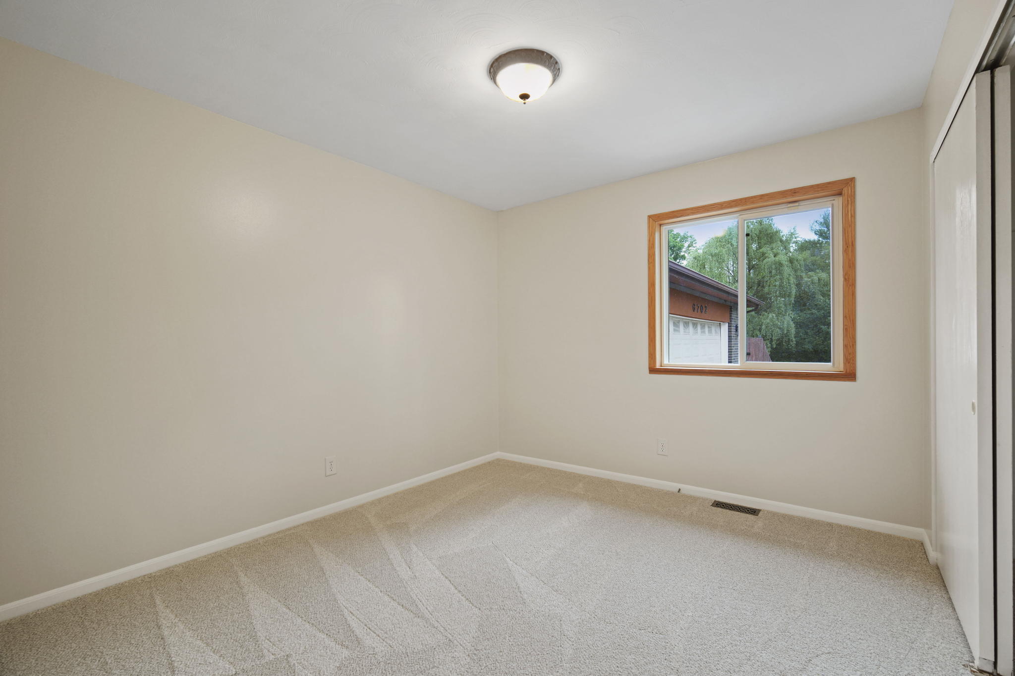 6702 Range Road Jackson, MI 49201 - Photo 17 of 42 DSC03933