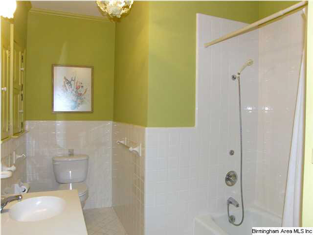 16 Country Club Road Birmingham, AL 35213 - Photo 15 of 32