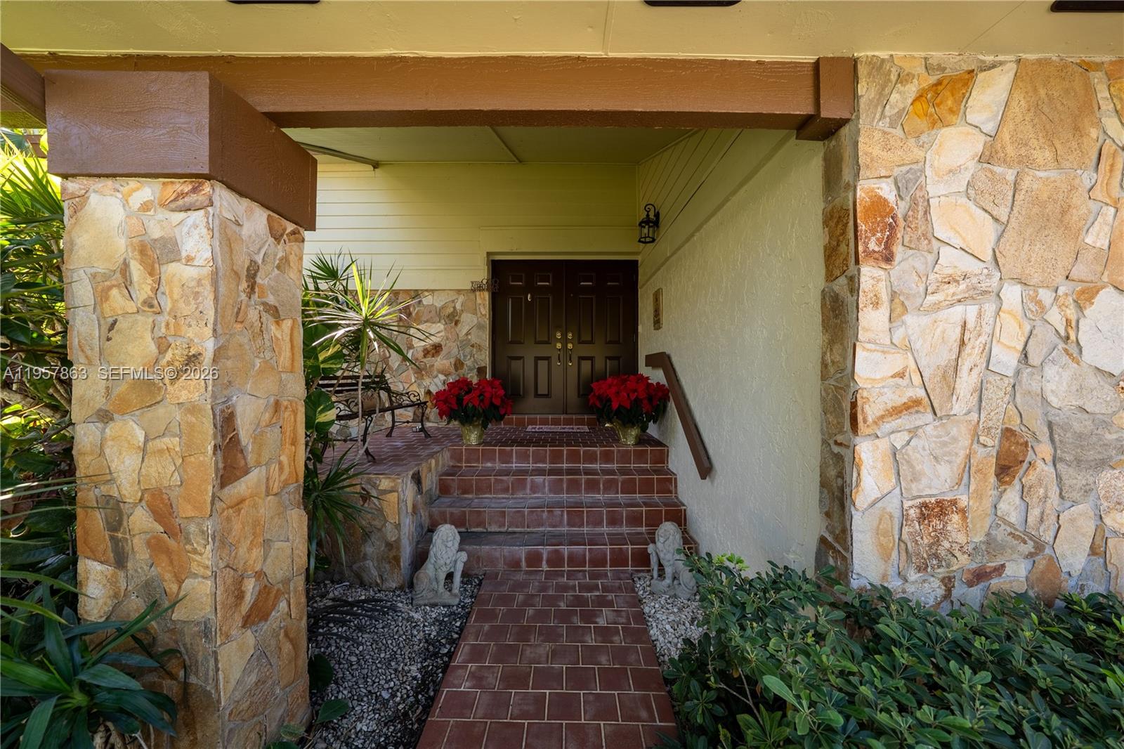 15552 Southwest 48th Street Miami, FL 33185 - Photo 2 of 26