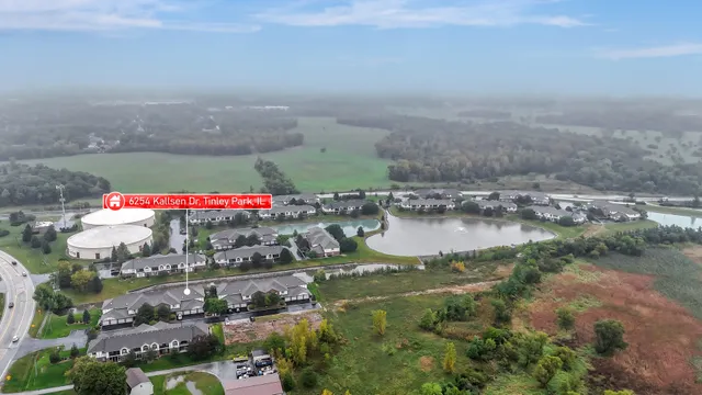 $234,700 | 6254 Kallsen Drive, Unit 4, Tinley Park, IL 60477