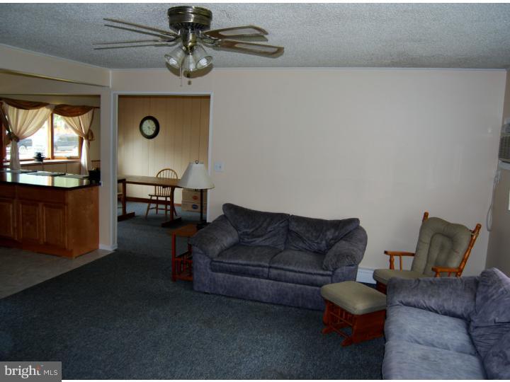 22 Inland Road Levittown, PA 19057 - Photo 11 of 22 Living Room