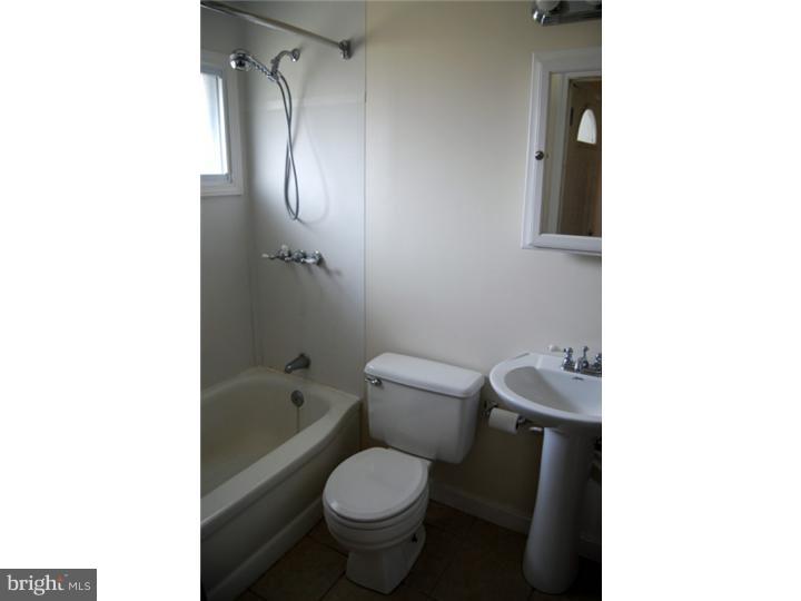 22 Inland Road Levittown, PA 19057 - Photo 16 of 22 Bathroom