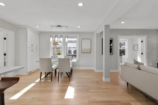 $1,990,000 | 303 Russett Road, Chestnut Hill, MA 02467