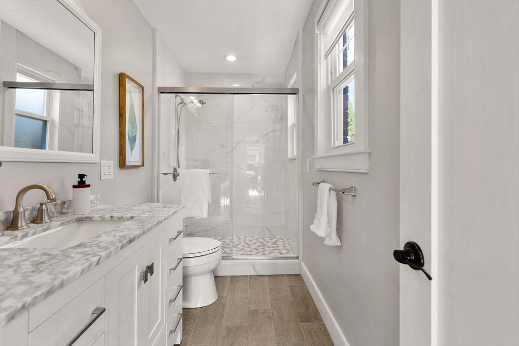 303 Russett Road Chestnut Hill, MA 02467 - Photo 14 of 36