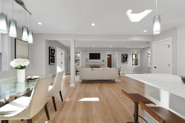$1,990,000 | 303 Russett Road, Chestnut Hill, MA 02467