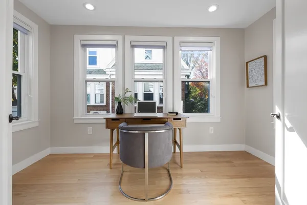 $1,990,000 | 303 Russett Road, Chestnut Hill, MA 02467