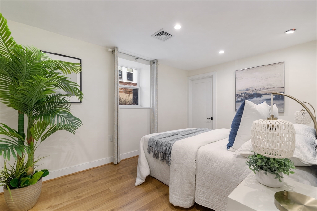 303 Russett Road Chestnut Hill, MA 02467 - Photo 31 of 36