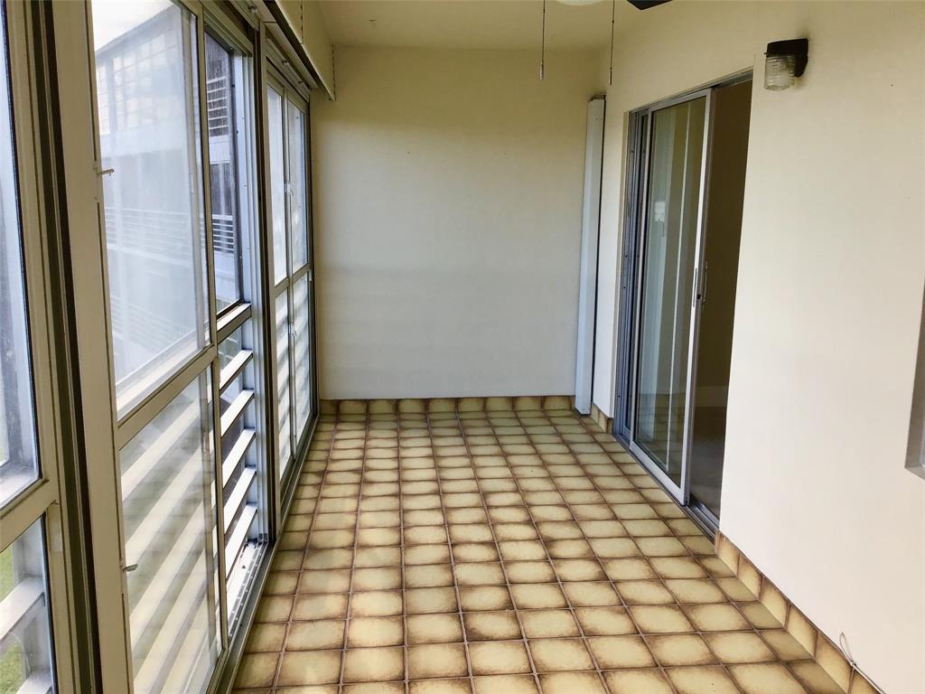 3032 Exeter, Unit 3032 Boca Raton, FL 33434 - Photo 22 of 32 a view of wooden floor