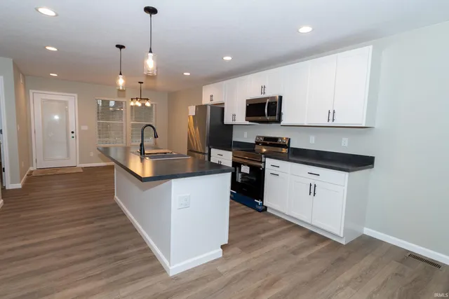 $284,900 | 455 James Street, Elkhart, IN 46516