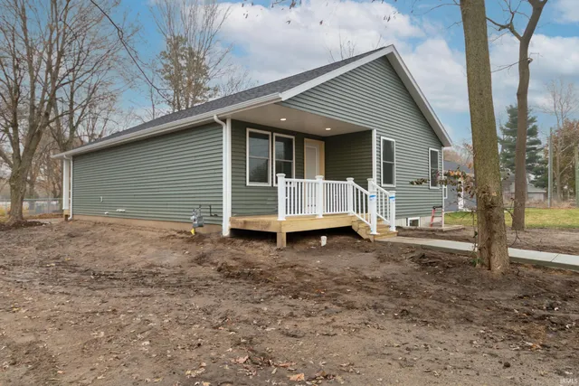 $284,900 | 455 James Street, Elkhart, IN 46516