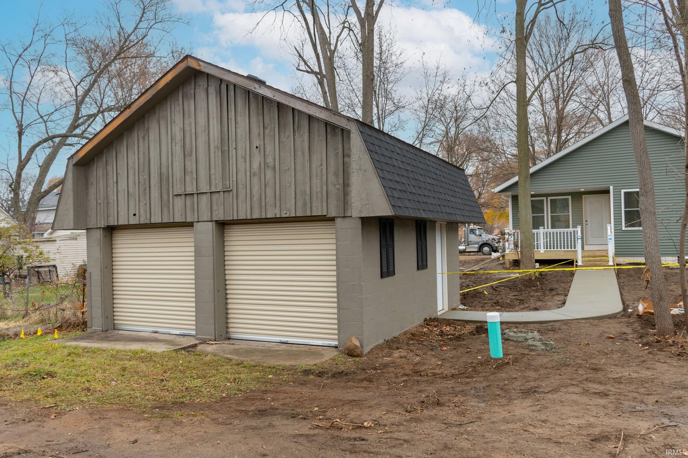 455 James Street Elkhart, IN 46516 - Photo 9 of 36