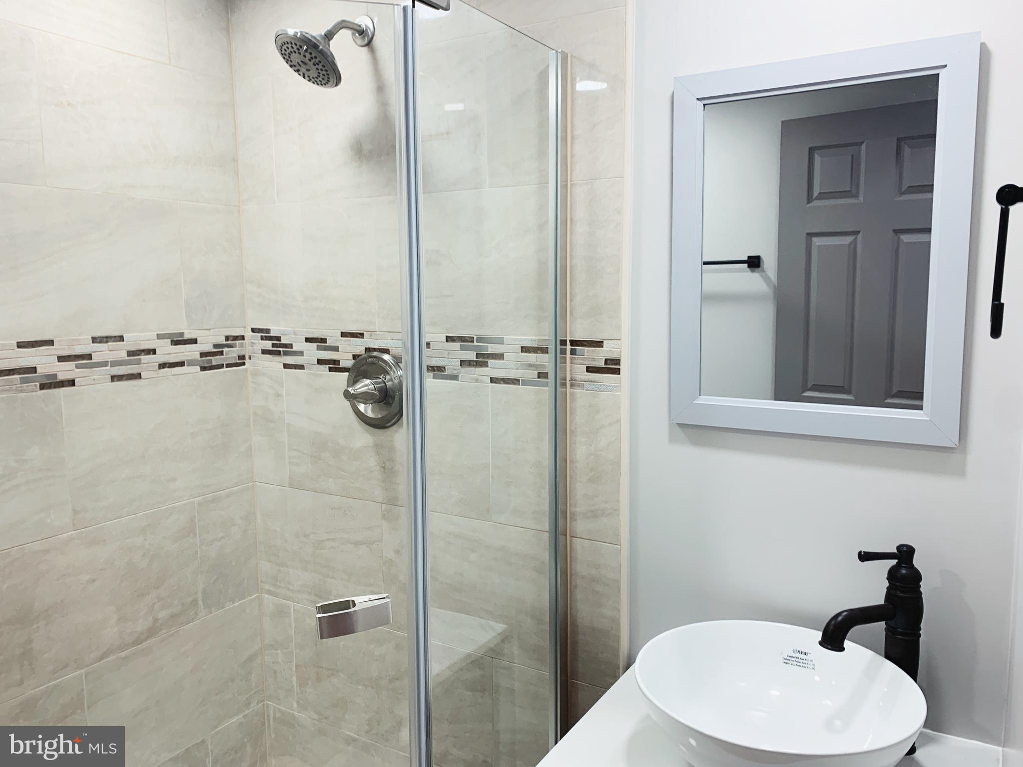 323 Southeastern Terrace Baltimore, MD 21221 - Photo 13 of 42 Gallery Image 13